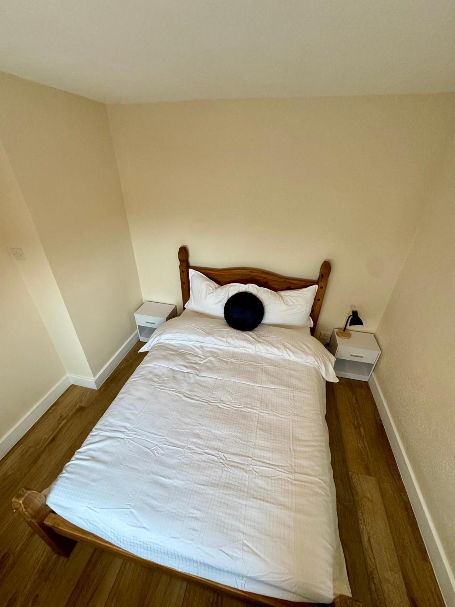 Florina S House 4 Bedrooms Villa ルージリー エクステリア 写真
